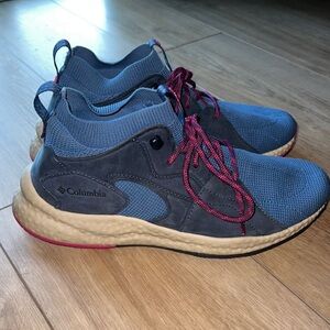 Women’s Columbia Sh/FT Outdry Mid Scout
